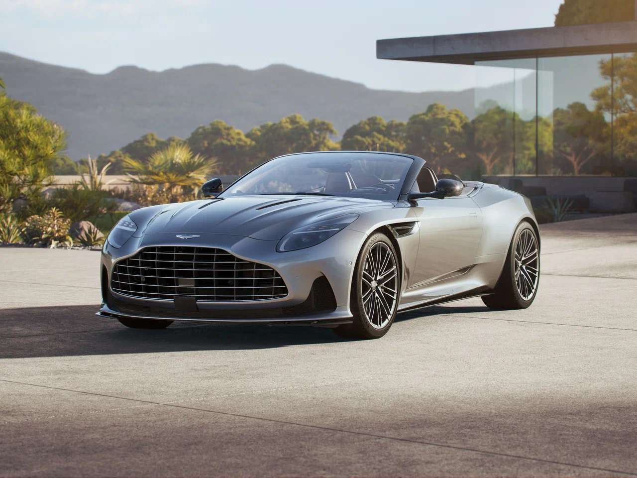 Aston Martin DB12