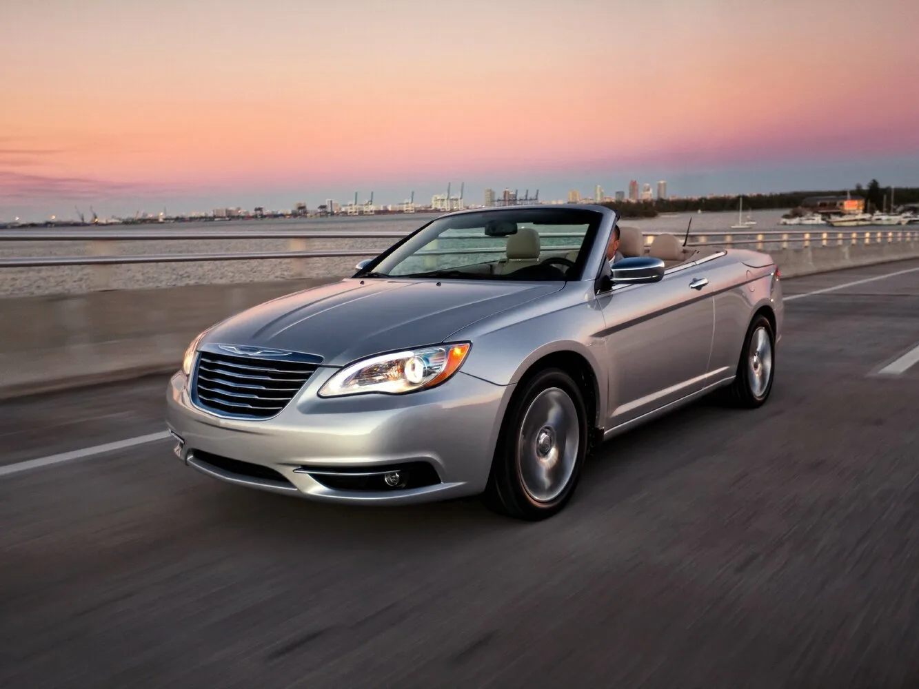 Chrysler 200