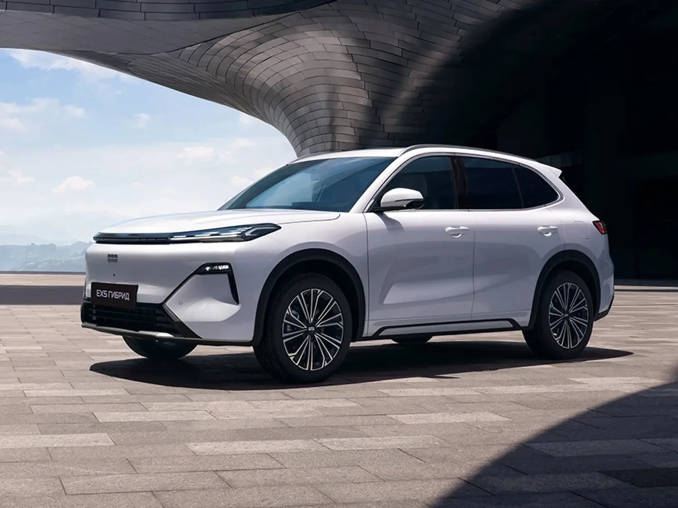 Geely EX5 Гибрид