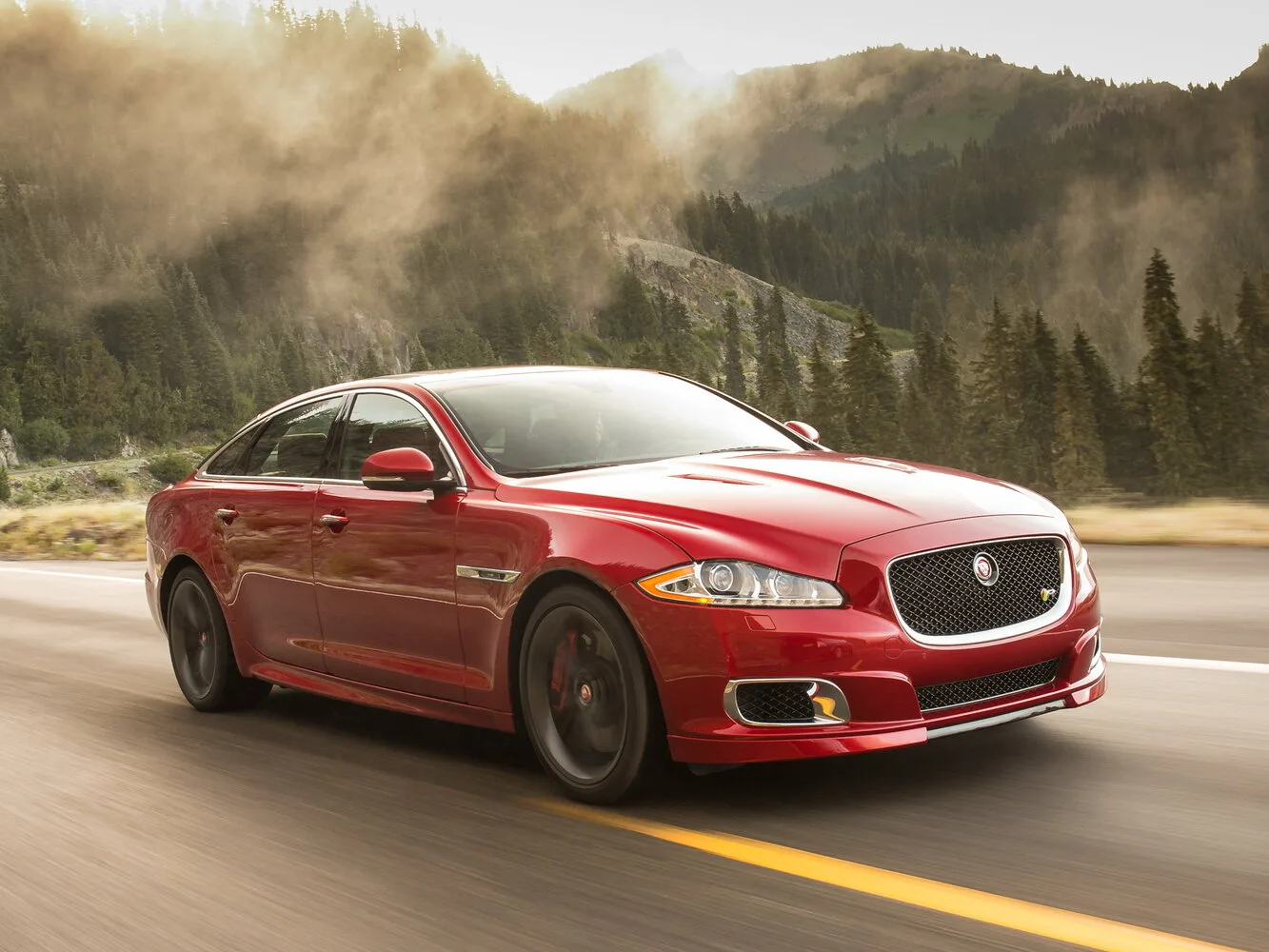Jaguar XJR