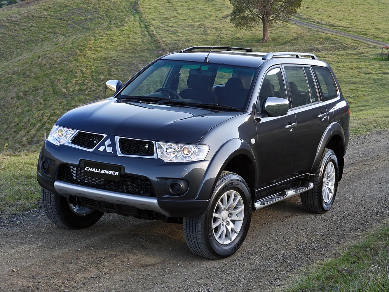 Mitsubishi Challenger