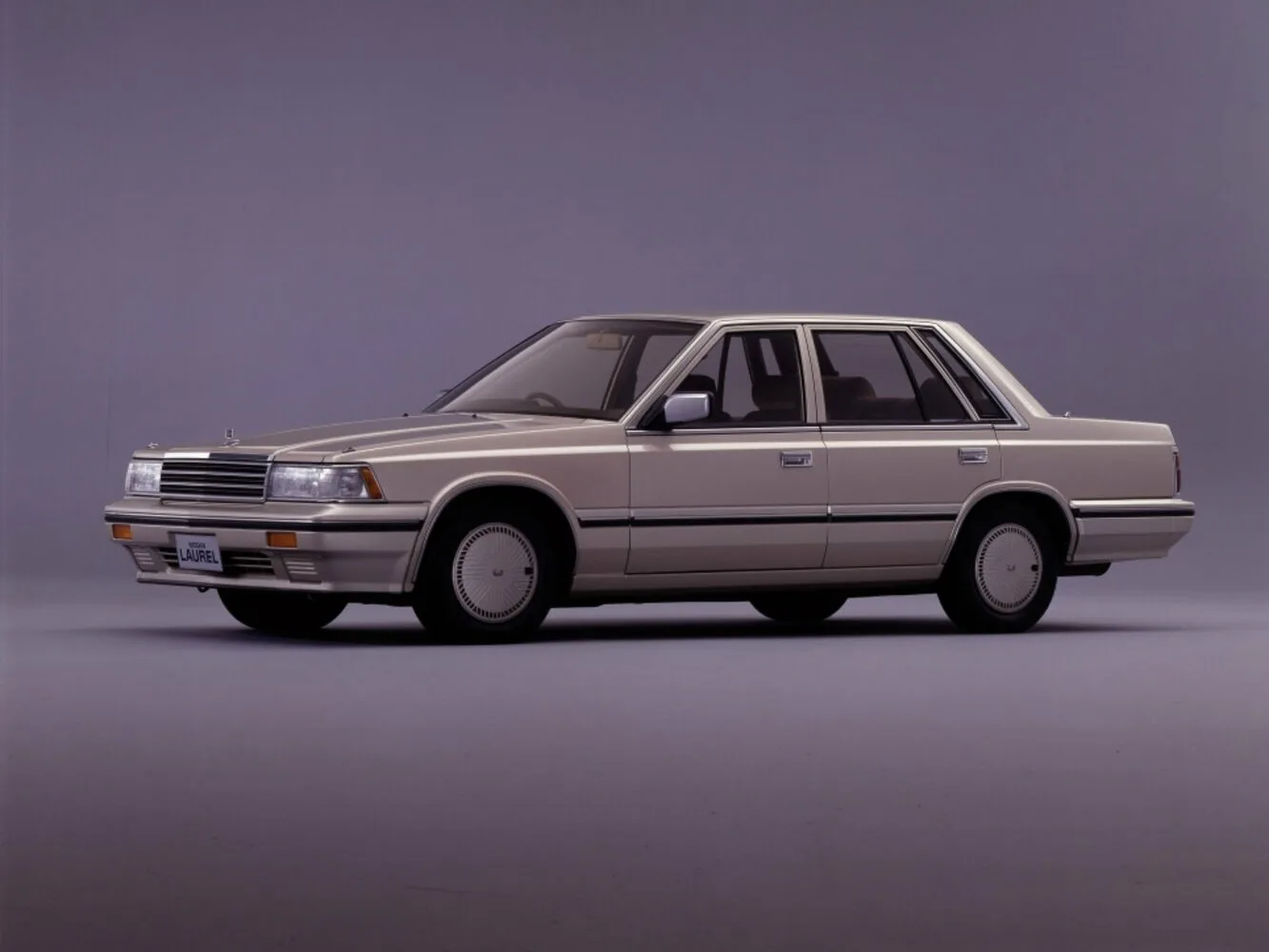 Nissan Laurel