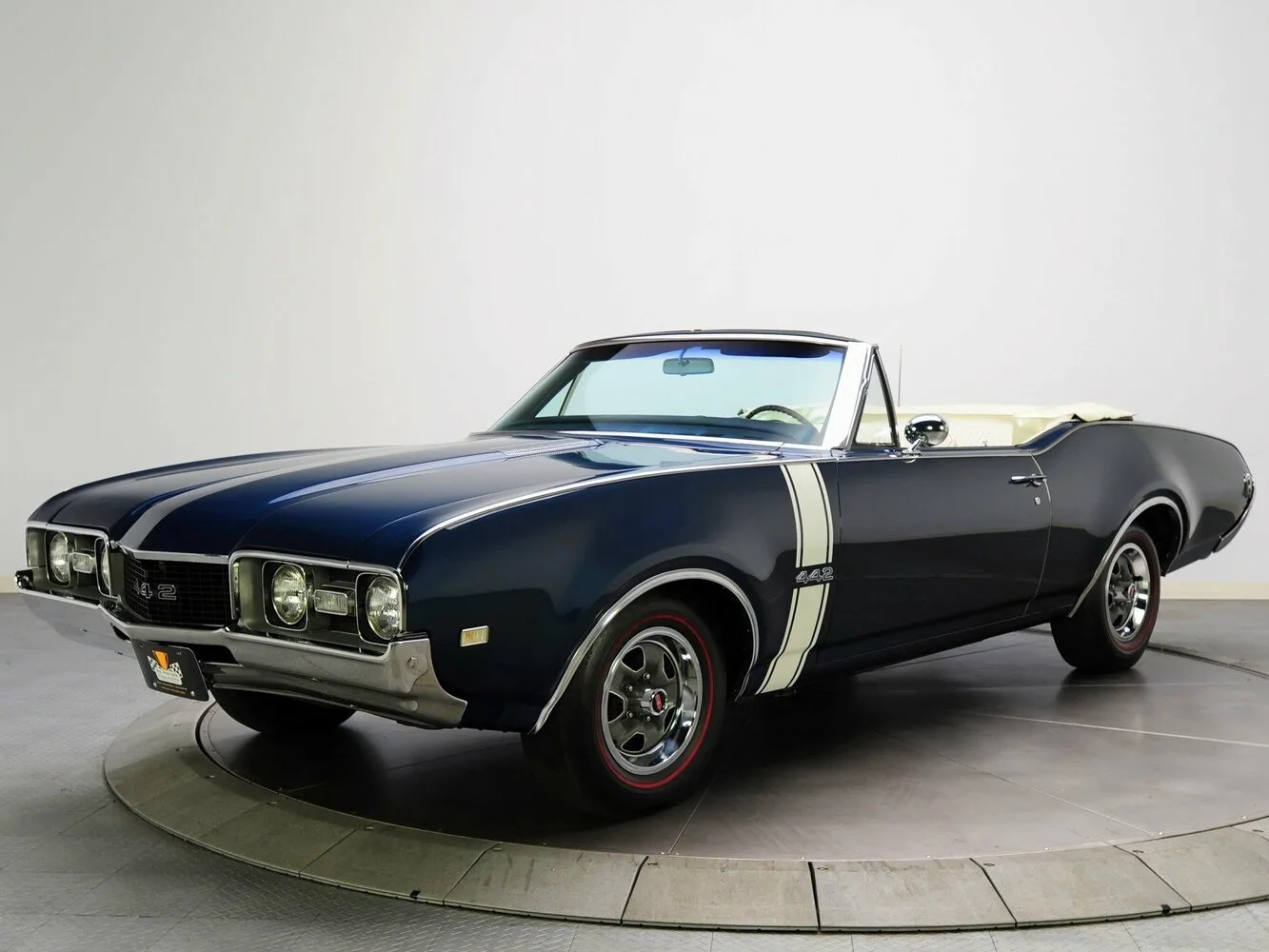 Oldsmobile Cutlass