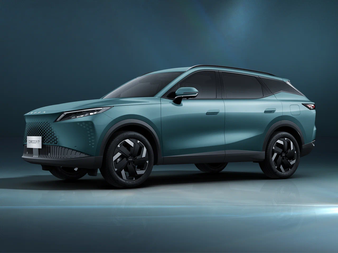 Omoda C7