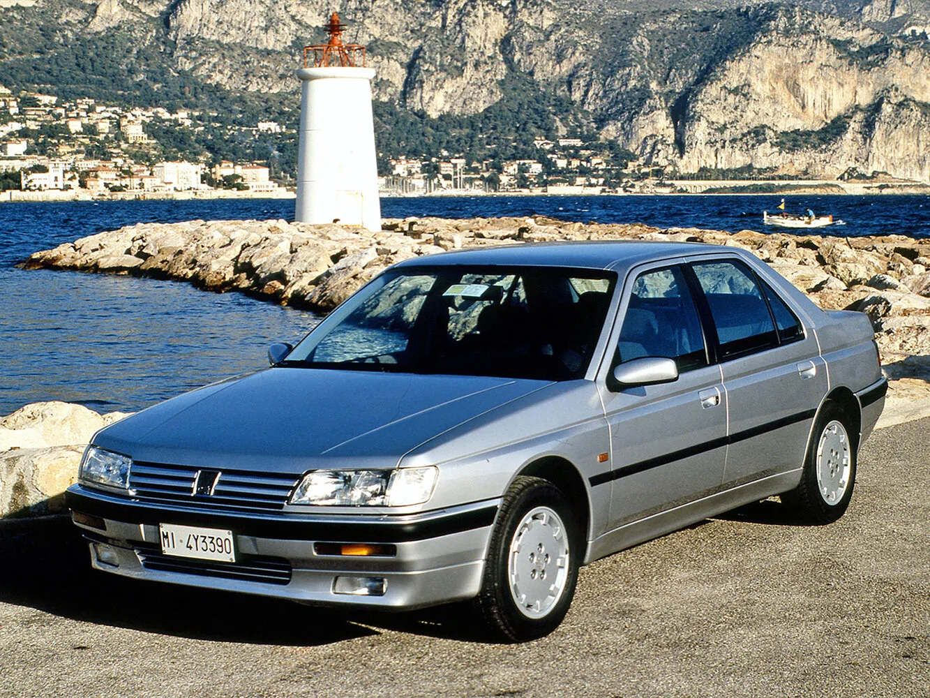 Peugeot 605