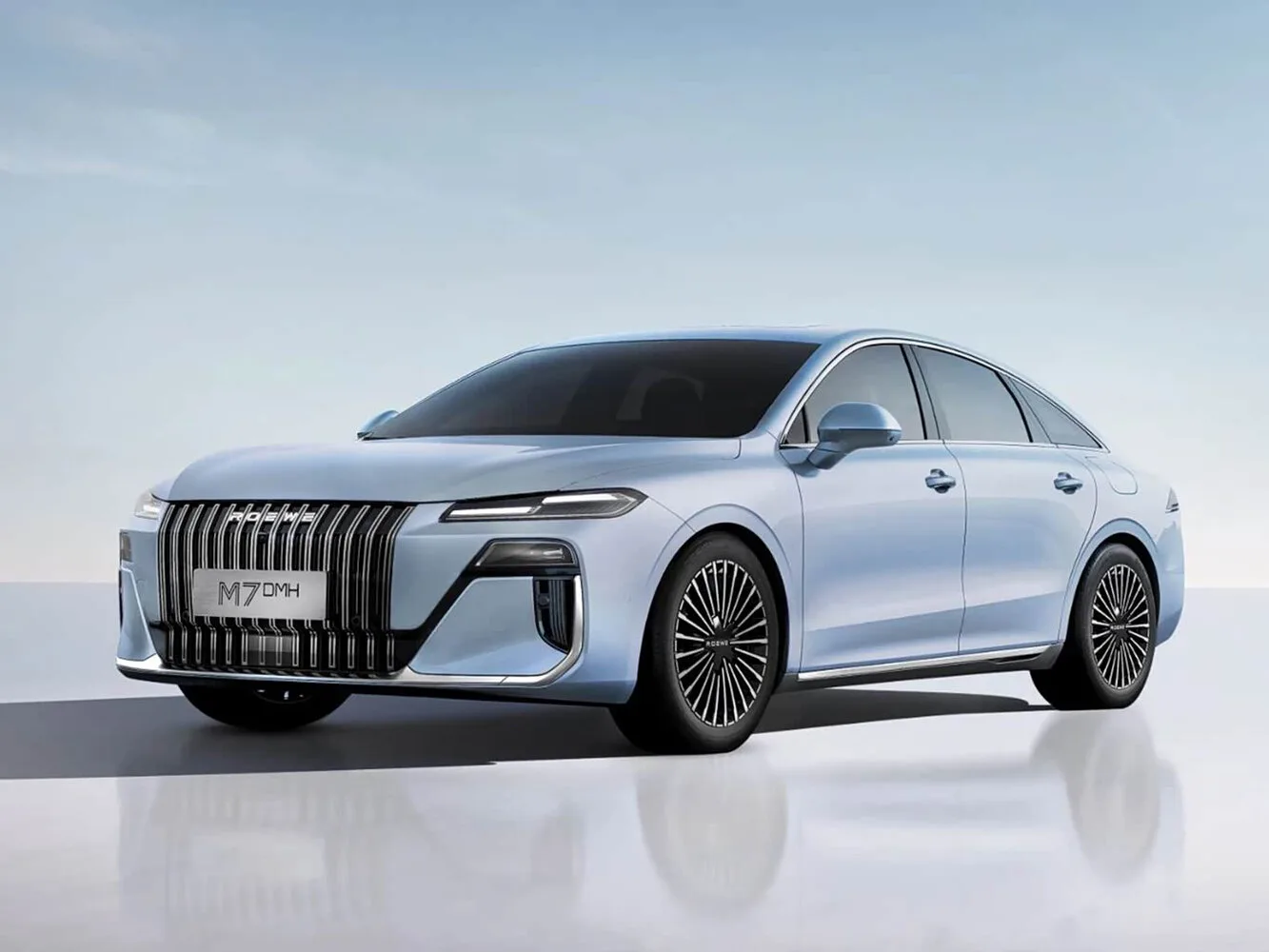 Roewe M7