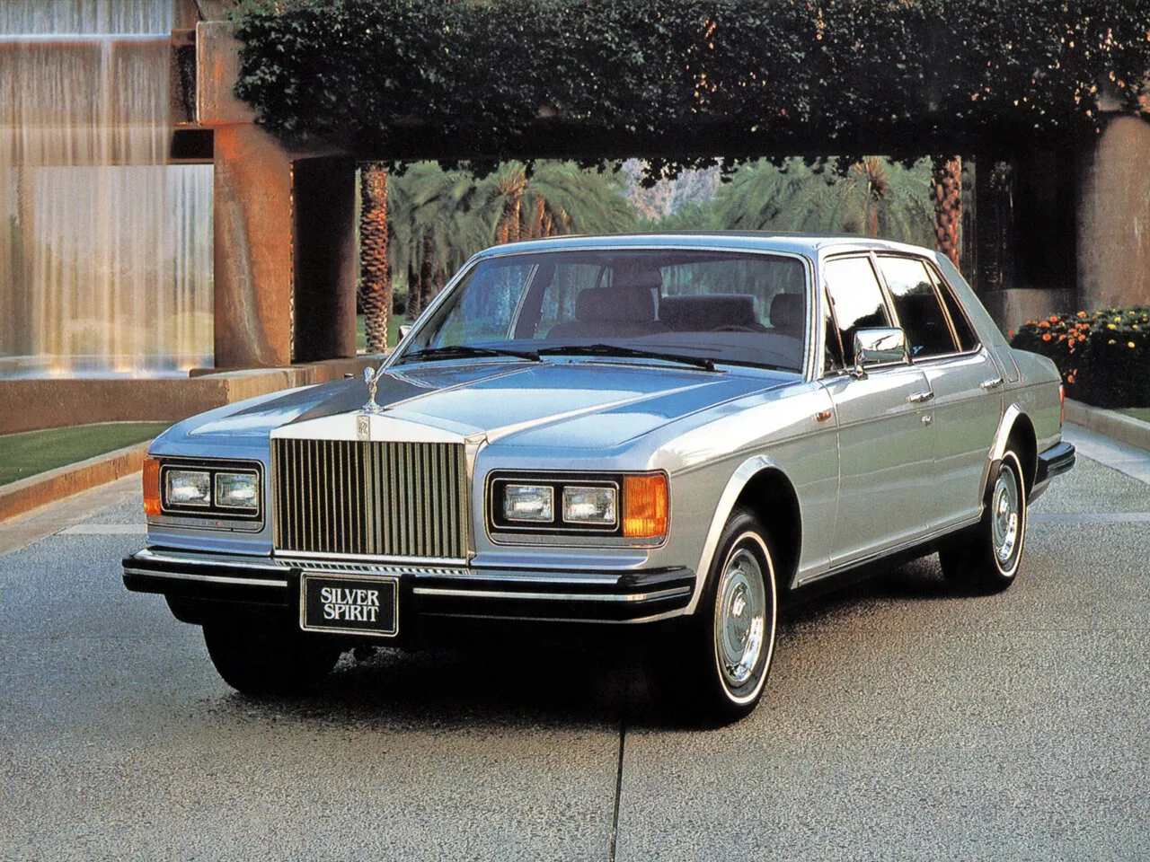 Rolls-Royce Silver Spirit