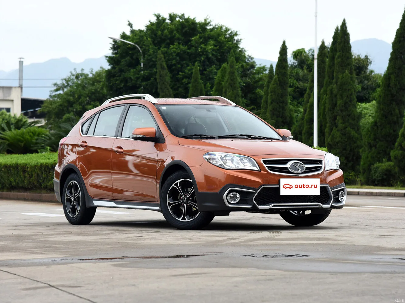 Soueast V6 Cross