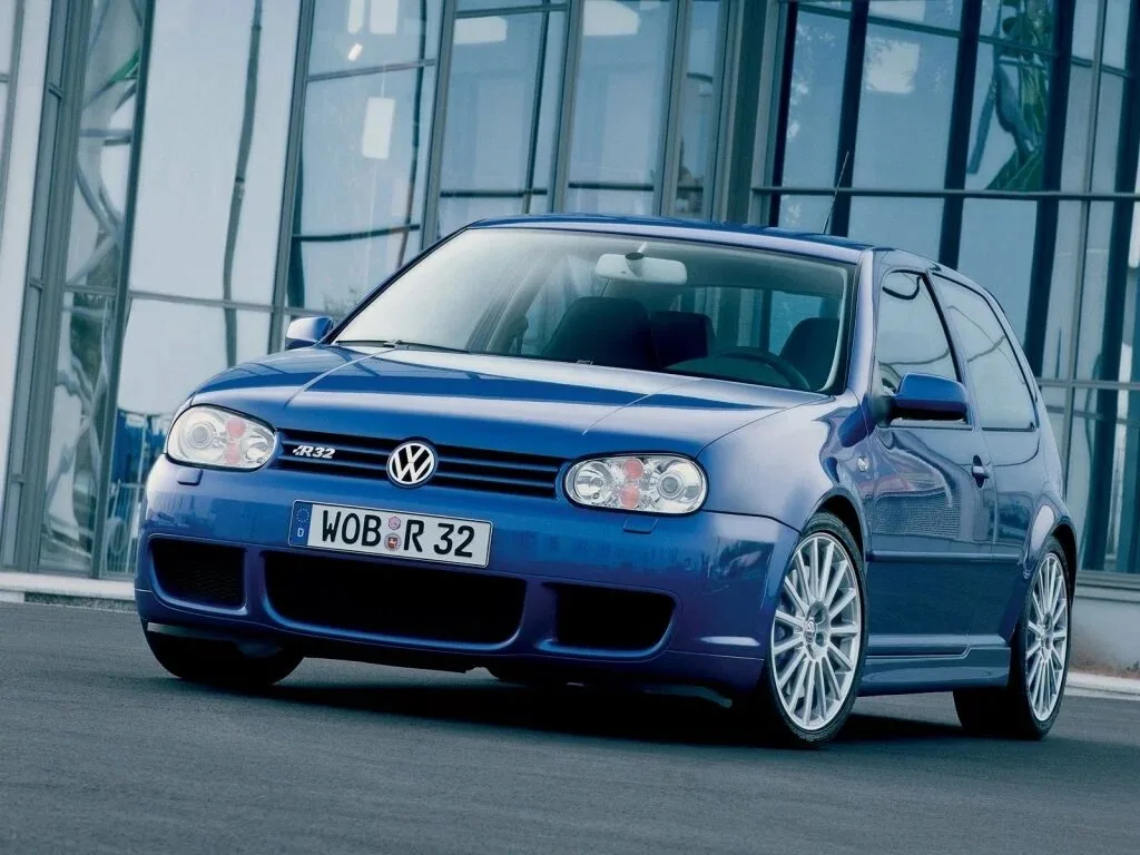 Volkswagen Golf R32