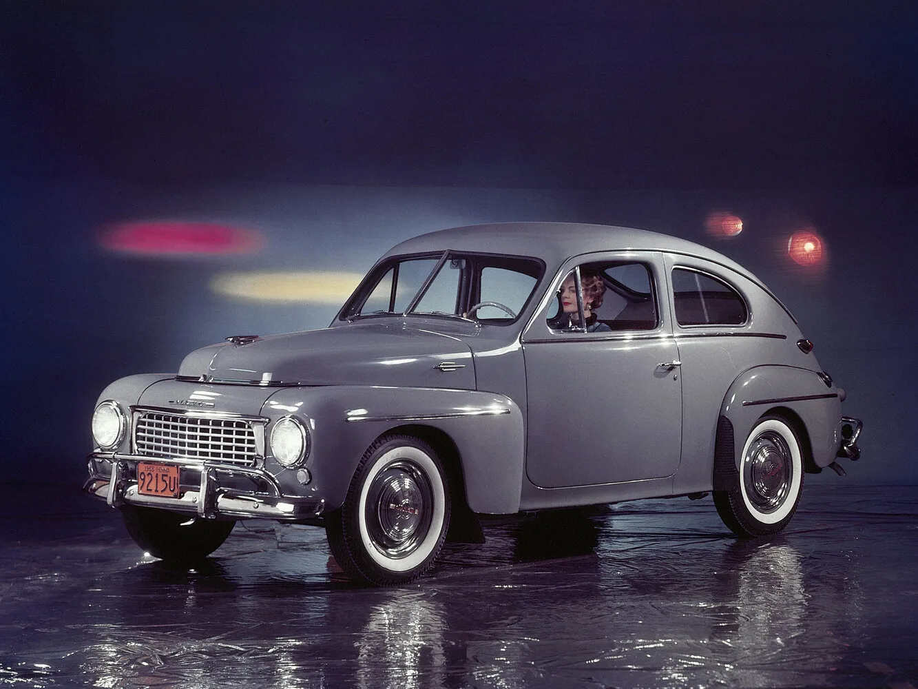 Volvo PV444